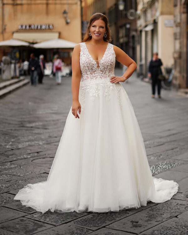 25 303 Miss Emily Brautkleid