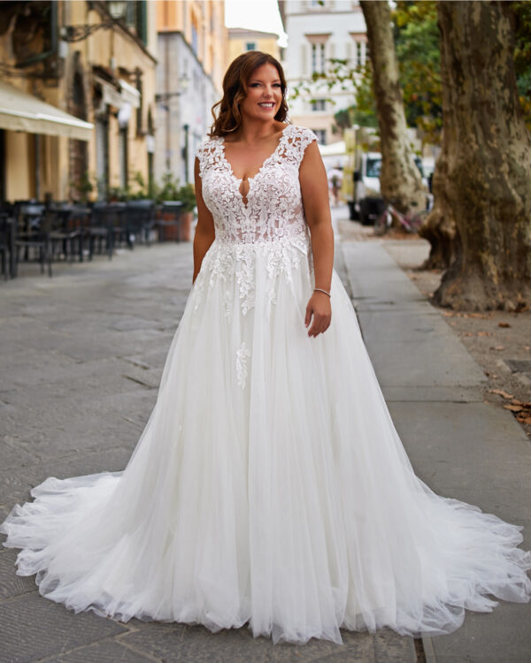 25 320 Miss Emily Brautkleid