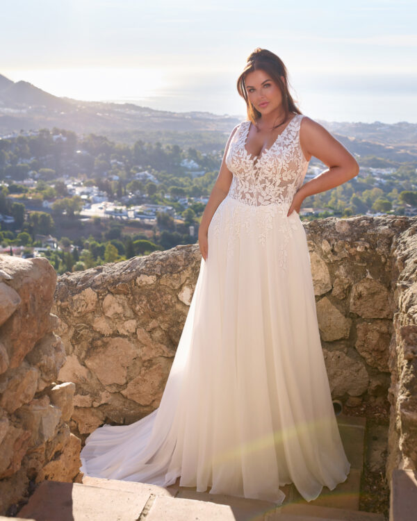 26326 Miss Emily Brautkleid