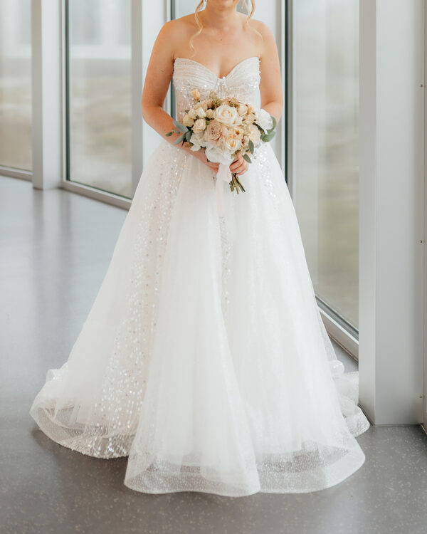 dieses Brautkleid Biammo lässt jede Braut strahlen