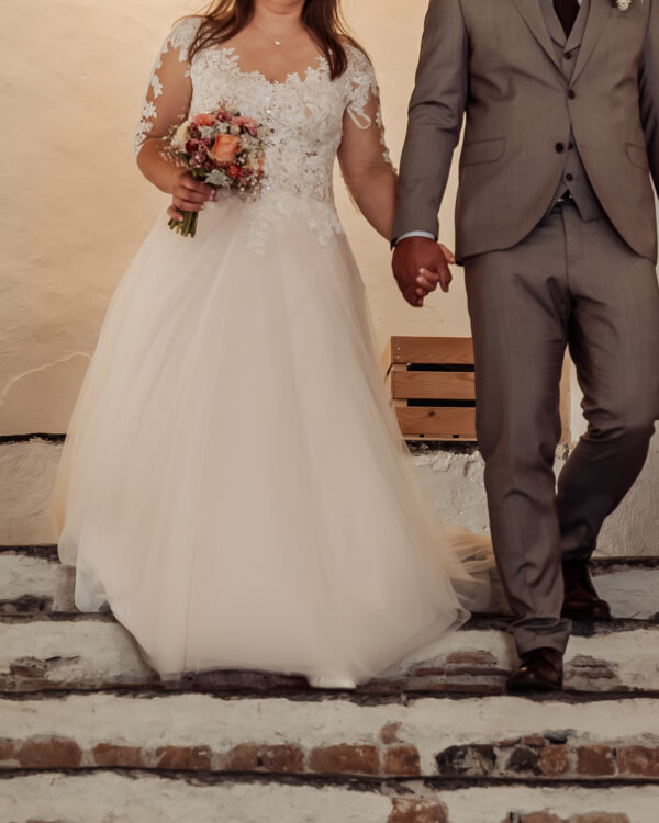 mode de Pol Brautkleid mit langen Ärmeln