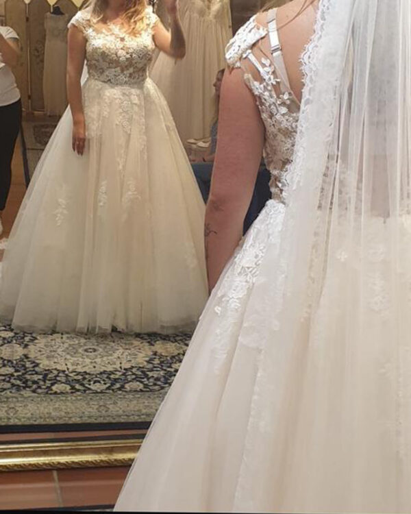 Brautkleid von Pronovias