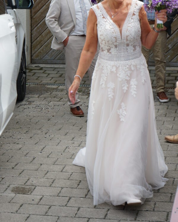 Brautkleid mit Spitzen