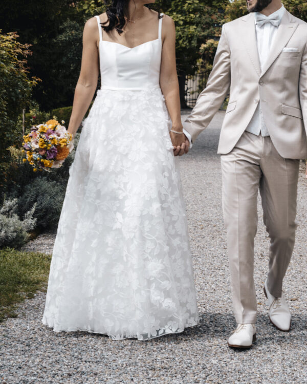 romantische Brautkleid im Clean Schick